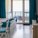 A-33-sea View Sarafovo アパート